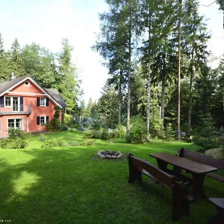 Malinka Homestay *