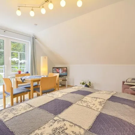 홈스테이 Malinka